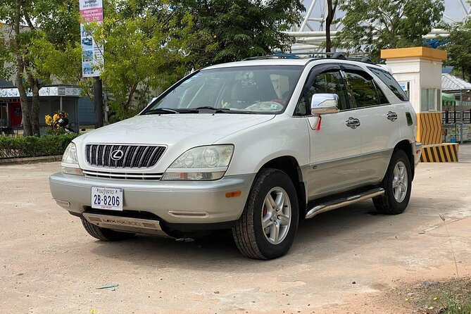 Private Taxi Phnom Penh to Siem Reap With English Speaking Driver - Vehicle Features and Comfort