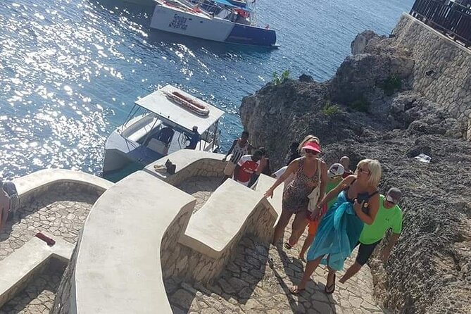 Private Tour From Ocho Rios or Runaway Bay To Negril 7 Miles Beach & Ricks Cafe - How to Book Your Tour