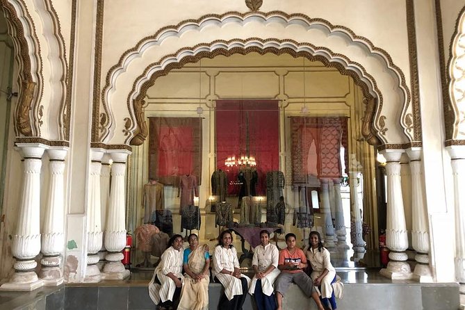 Private Tour of Hyderabad in Car With Guide and Lunch - Meeting and Pickup Details