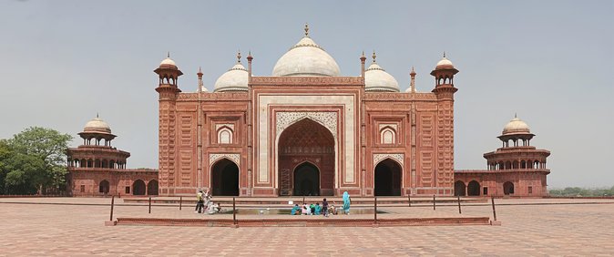 Private Tour:Sunrise Taj Mahal Love Tour From Delhi Including Agra Fort - Considerations