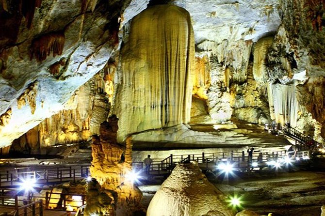 Private Transfer From Hue To Phong Nha - Vehicle Comfort and Amenities