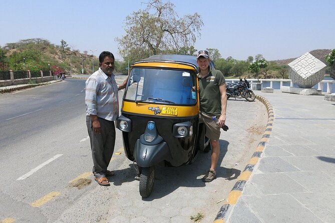 Private Udaipur Sightseeing Tour by Tuk-Tuk or Car With Driver - Vehicle Options: Tuk-Tuk Vs. Car