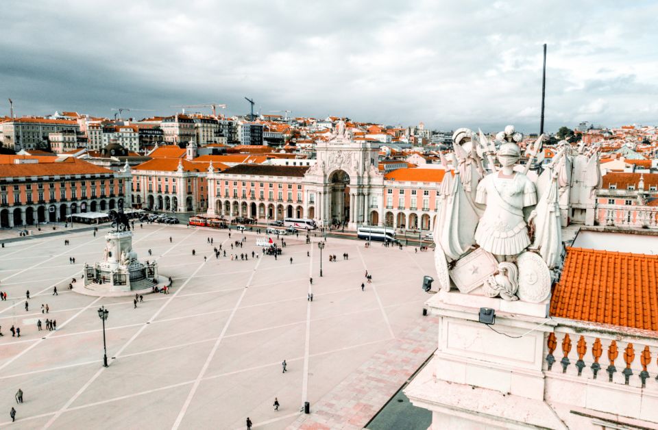 Private Unforgetable Full Day Tour in Lisbon - Key Attractions