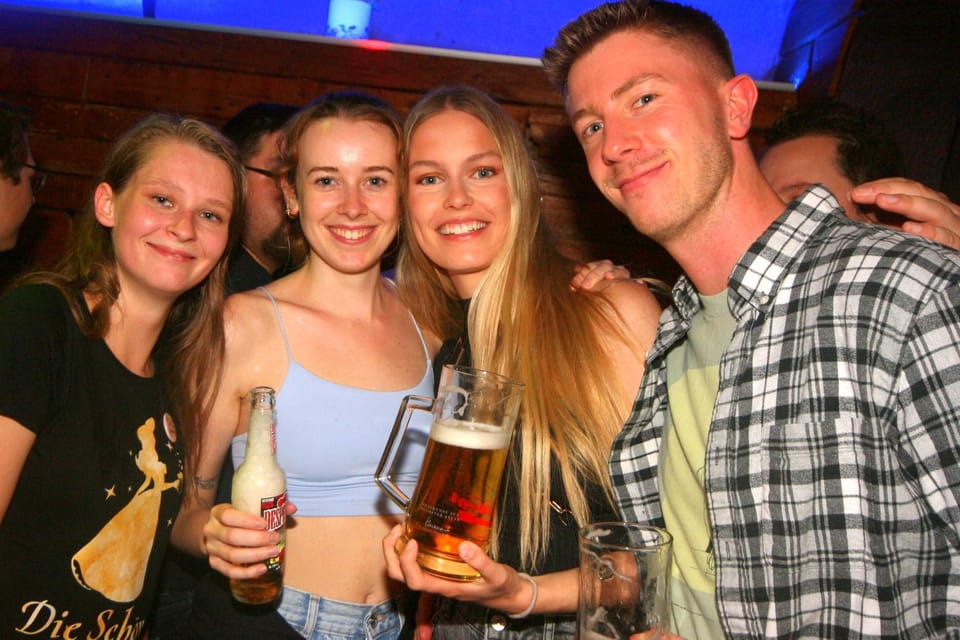Pubcrawl Salzburg: Tour Through Best Bars and Clubs in Town - Inclusions of the Tour