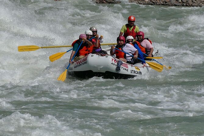 Rafting in Rishikesh- 16km - Group Size and Capacity