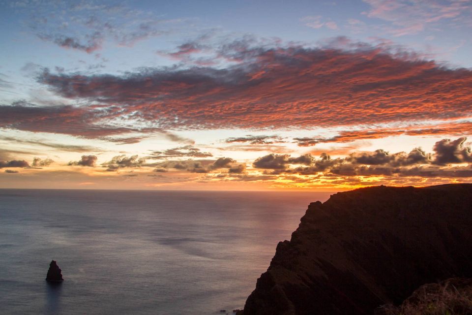 Rano Kau: Trek Around the Crater Rim. - Booking Information