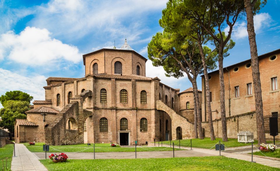Ravenna: Dante Alighieris Ravenna Audio Guide - Audio Guide Features
