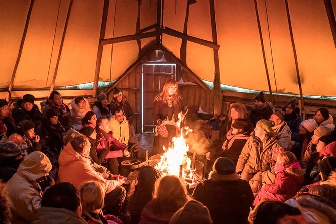 Reindeer Camp Dinner With Chance of Northern Lights in Tromso - Dining in the Traditional Lavuu