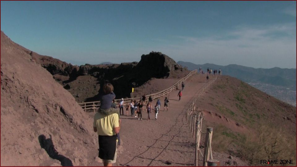 Rent E-Bike for the Vesuvius, and Wine Tasting Tour - Aperitif at the Crater