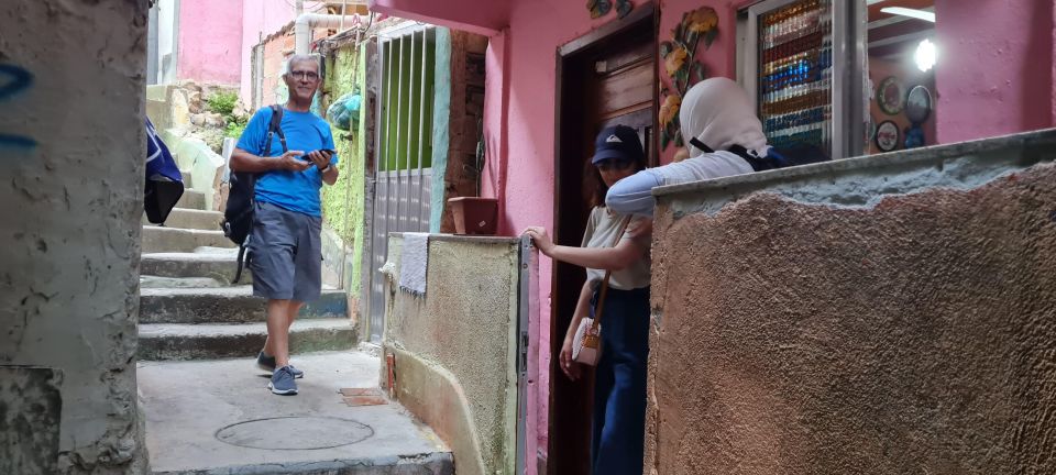 Rio De Janeiro: Favela Tour Santa Marta With Guide - Important Information