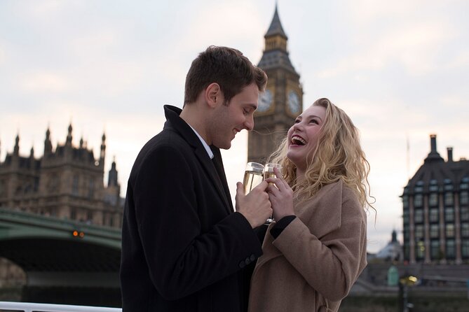 River Thames Evening Cruise - Dress Code and Age Requirements