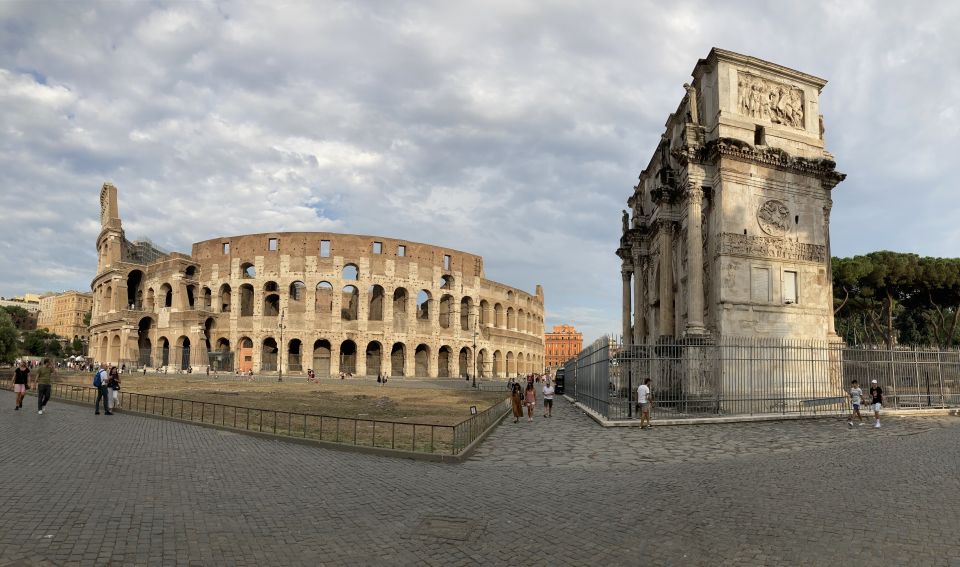 Rome: Colosseum, Roman Forum and Palatine Hill Guided Tour - Colosseum Experience