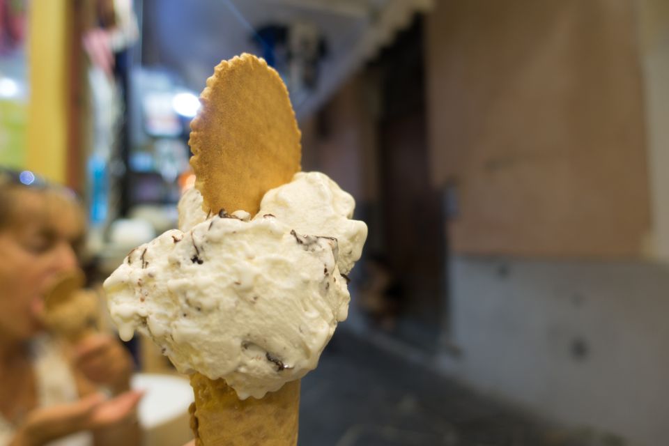 Rome: Gelato Masterclass With Live Chief and Tastings - Experience Highlights