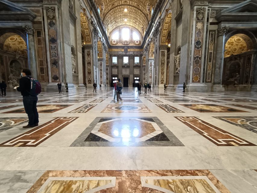 Rome: St. Peters Basilica Guided Tour With Papal Tombs - Guided Tour Languages