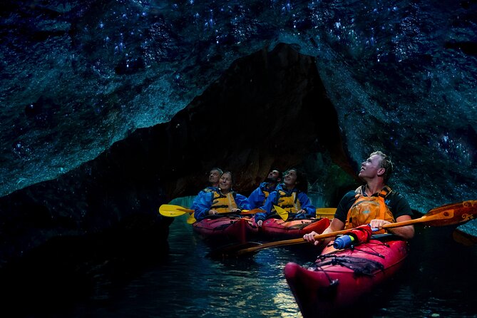 Rotorua: Evening Starlight Kayak Tour With Glowworms - Essential Gear and Requirements