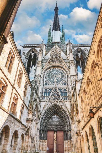 Rouen: Private Guided Walking Tour - Architectural Highlights