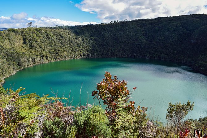 Salt Cathedral of Zipaquirá & Lake Guatavita Private Tour - Challenges and Customer Concerns