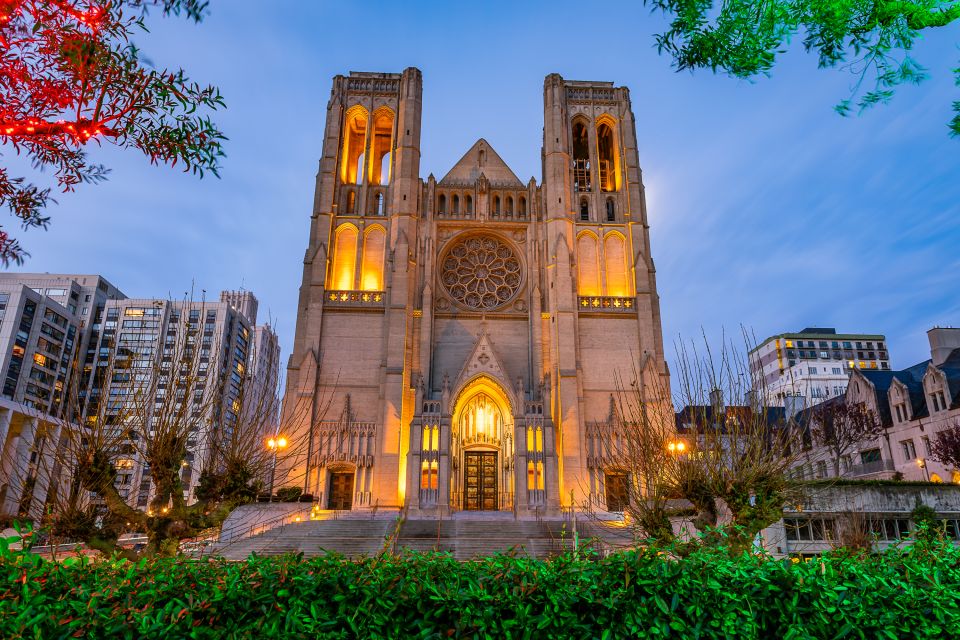 San Francisco: Ghosts & Hauntings Audio App Walking Tour - Ghosts Haunting the City Today