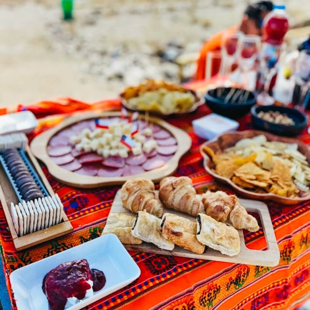 Santiago: Cajon Del Maipo & Embalse El Yeso Trip With Picnic - Scenic Stops Along the Way