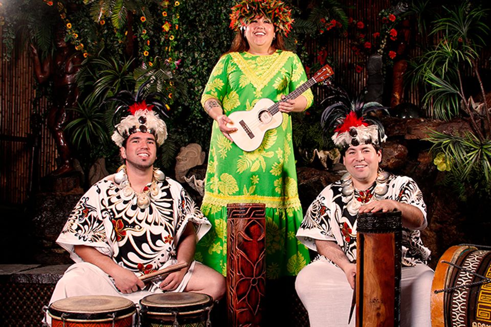 Santiago: Private Dinner and Show With Transfers - Cancellation Policy