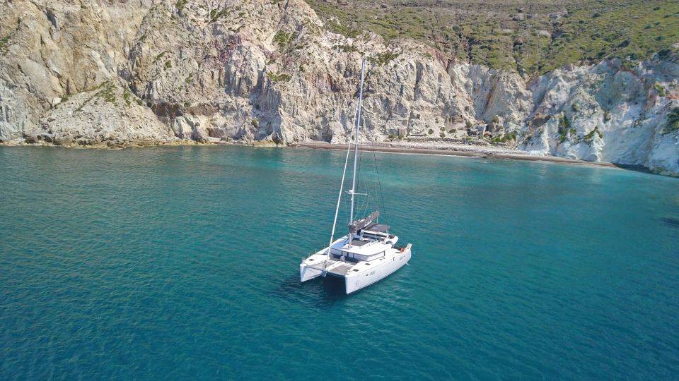 Santorini: Caldera Catamaran Cruise With Meal & Drinks - Inclusions and Amenities