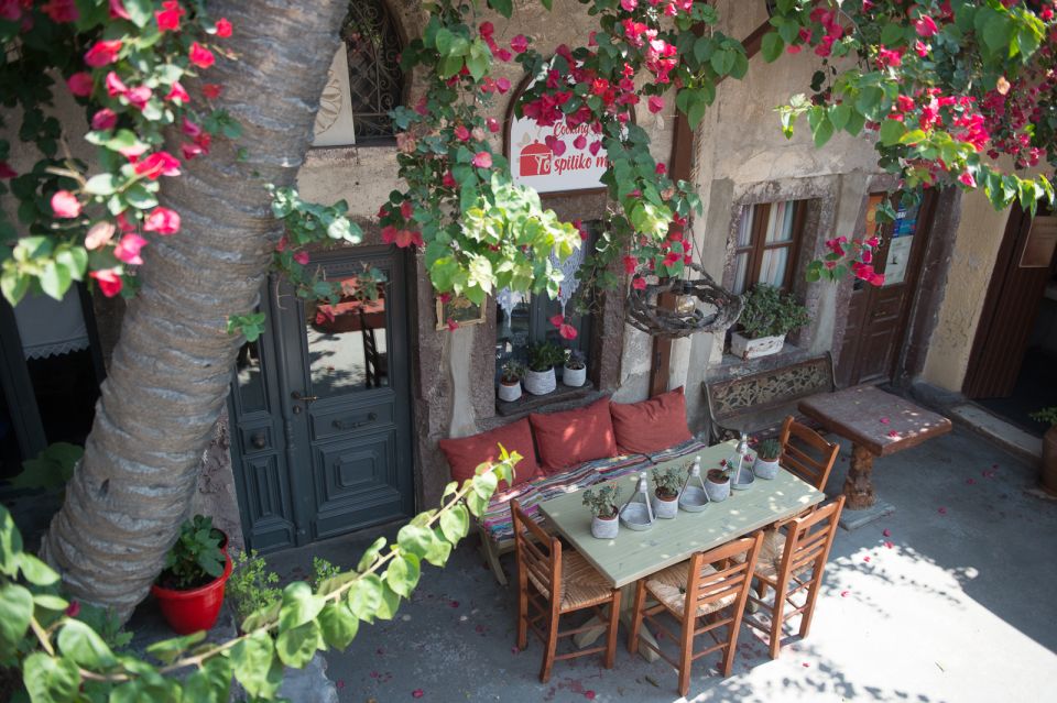 Santorini: Cooking Class, Local Menu and Dessert With Wine - Class Inclusions