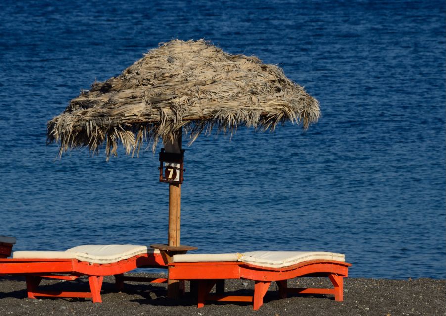 Santorini Highlights Guided Tour With Black Beach - Cultural Exploration in Oia