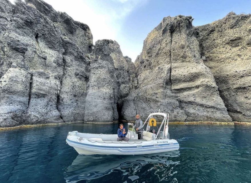 Santorini: License Required - With Skipper - Amenities Provided