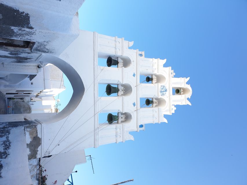 Santorini: Megalochori and Oia Guided Tour With Wine Tasting - Wine Tasting Experience