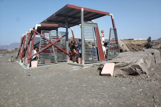 Santorini Volcanic Islands Cruise: Volcano, Hot Springs and Thirassia - Attractions: Volcano and Hot Springs