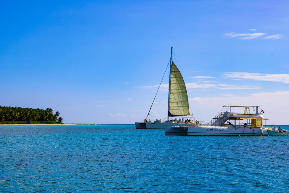 Saona Island Day Trip + Lunch + Open Bar From Punta Cana - Catamaran Cruise to Saona