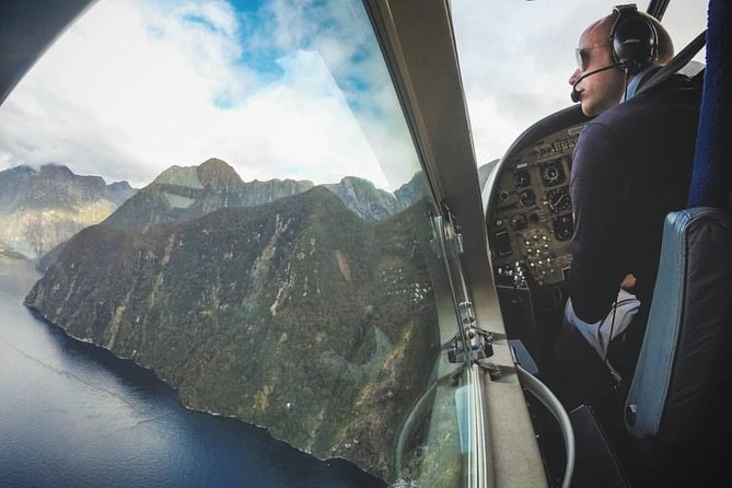 Scenic Flight Transfer to Queenstown From Milford Sound - Meeting Points and Confirmation