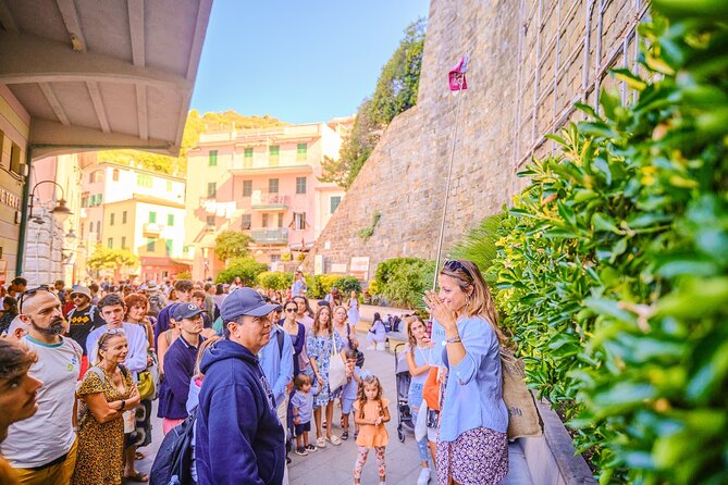 Scent of the Sea: Cinque Terre Park Full Day Trip From Florence - Transportation Details