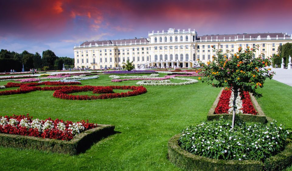 Schoenbrunn Palace Private Walking Tour - Booking Your Experience