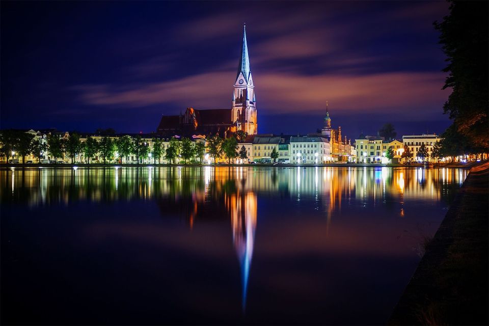 Schwerin - Private Tour of the Castle & Cathedral - Schwerin Cathedral Highlights