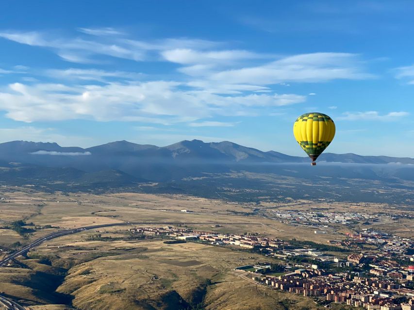 Segovia: Hot Air Balloon Ride With Picnic and Activity Video - Experience Highlights