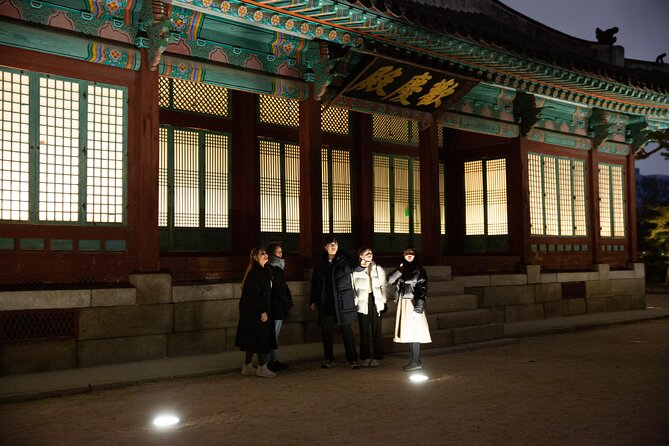 Seoul: Palace, Temple and Market Guided Foodie Tour at Night - Tour Restrictions