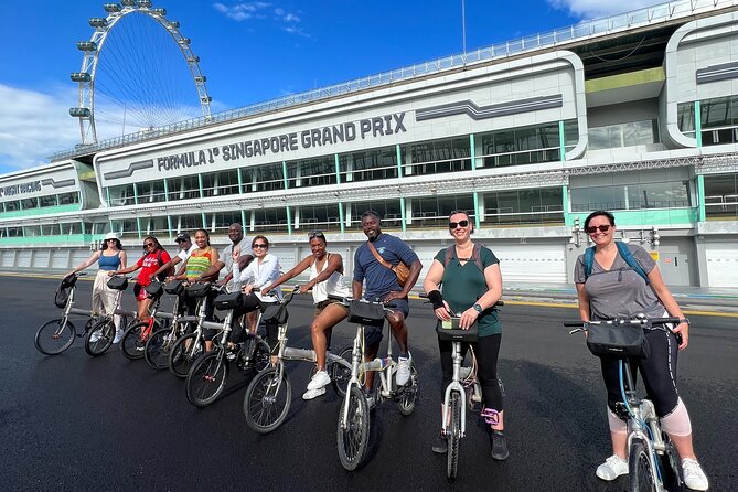 Singapore Food & Bike Tour - Downtown - Guided Tour by Local Expert