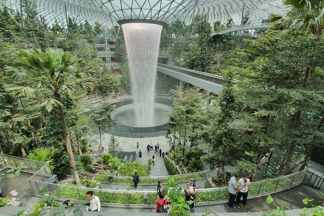 Singapore: Jewel Changi Airport - Attractions and Entertainment