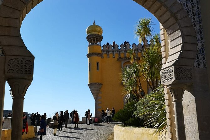 Sintra, Roca Cape and Cascais- Private Tour - Exploring Sintra