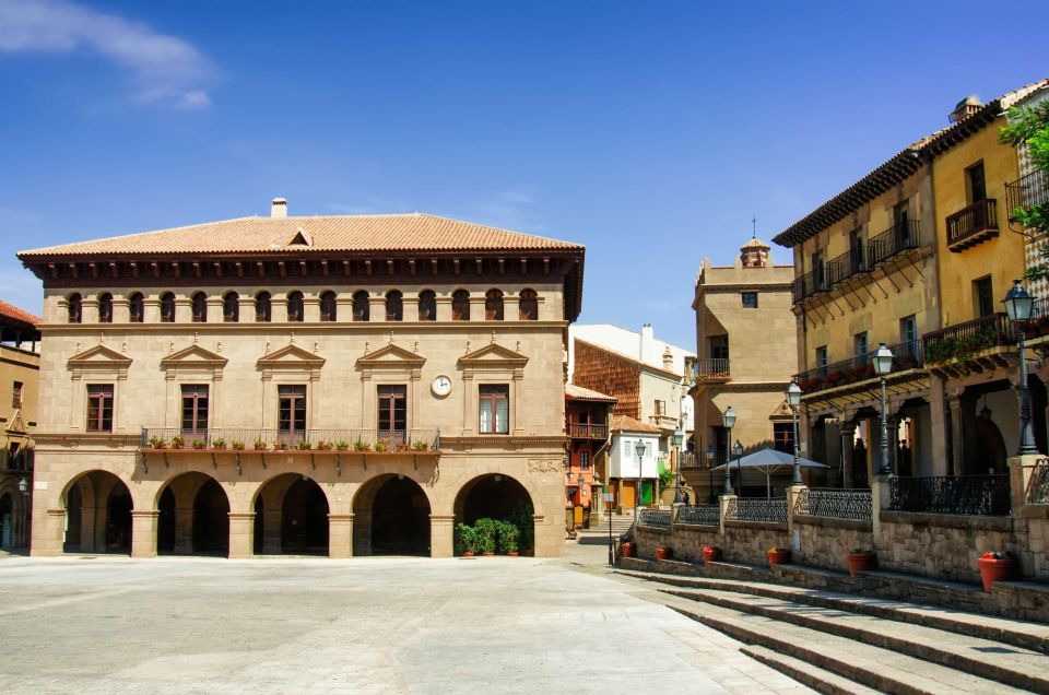 Skip-the-line Poble Espanyol Barcelona Spanish Village Tour - Tour Options