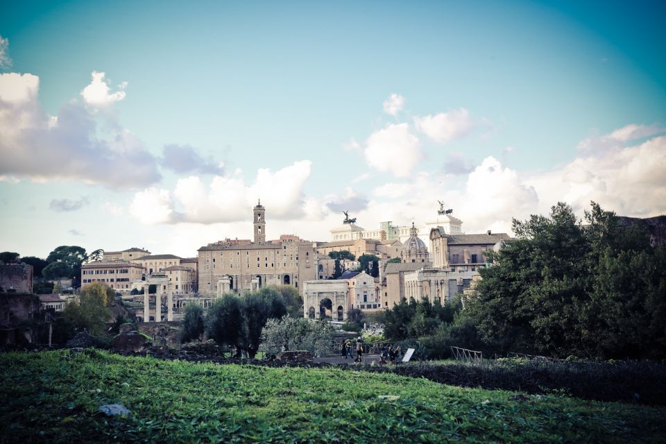 Small-group Colosseum, Forum and Palatine Guided Tour - Wireless Audio Headsets Provided