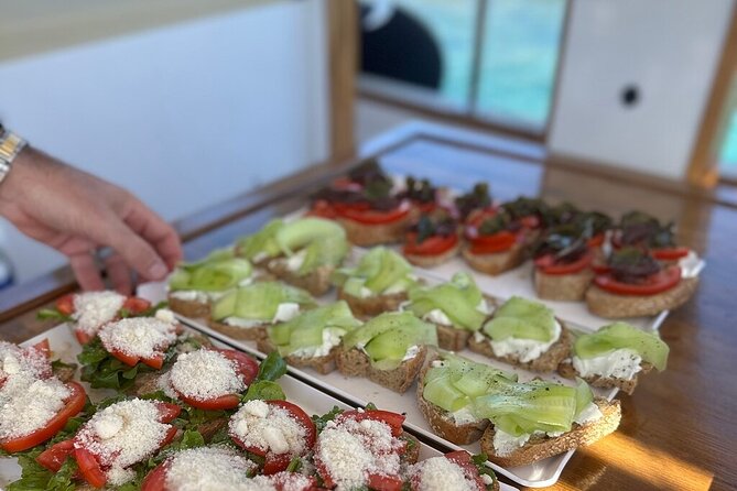 Small Group Cruise Around Antiparos & Despotiko With Lunch - Customer Experiences and Reviews