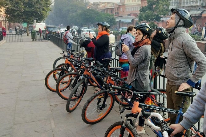 Small-Group Early Morning Pink City Bike Tour - Meeting Point