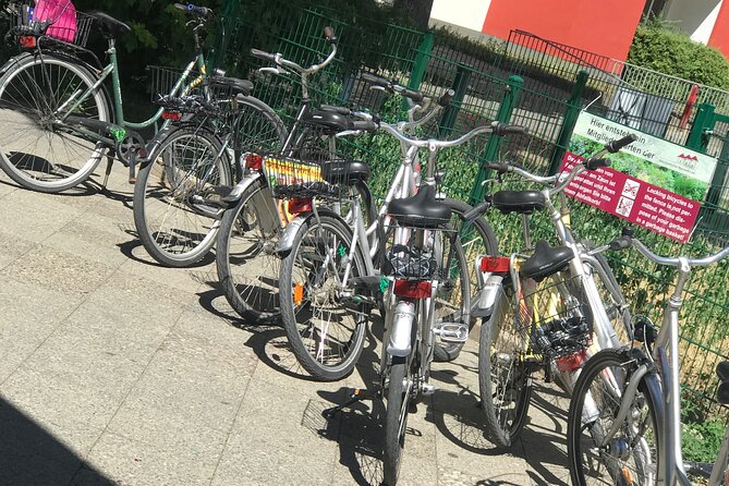 Small-Group Historical Bike Tour in Berlin - Personalized Small-Group Experience