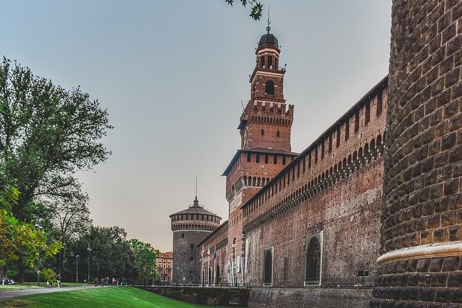 Small Group Last Supper & Sforza Castle Guided Tour - Accessibility and Participation