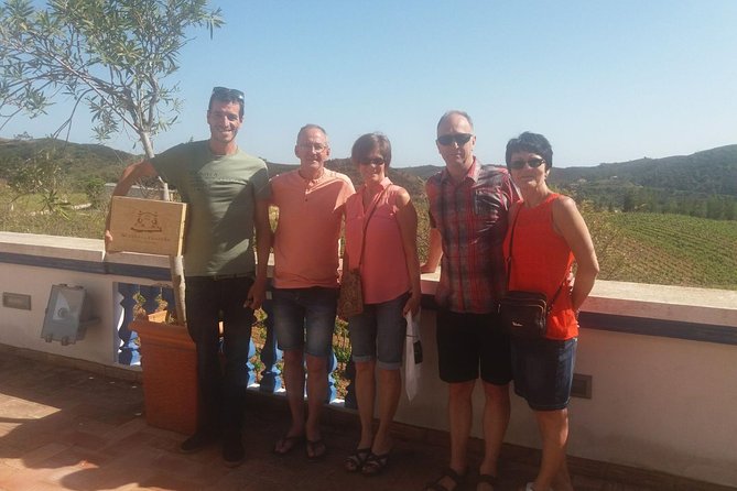 Small-Group Wine Tour & Silves Exploration (from Albufeira) - Pickup and Drop-off Service