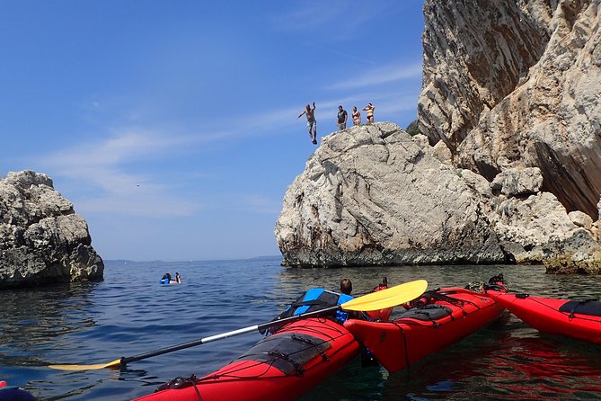 Southern Cliffs Sea Kayak Adventure - Meeting and End Points