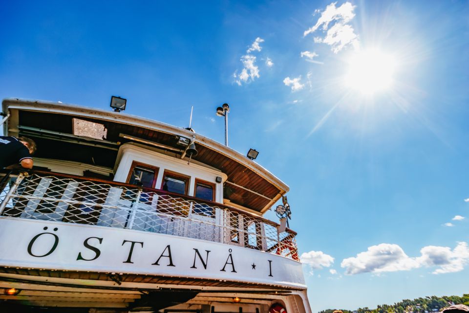 Stockholm: City Archipelago Sightseeing Cruise With Guide - Onboard Amenities