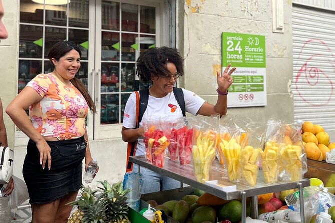 Street Food Tour in Cartagena - Guide Qualifications and Reviews